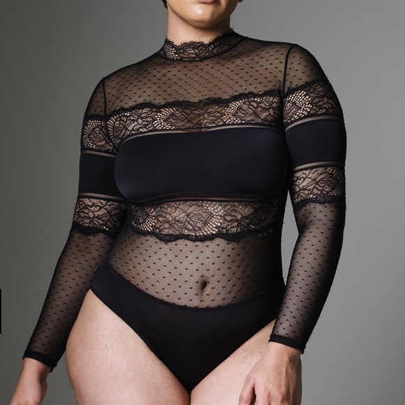 thistle & spire Tops - Thistle & Spire Amore LS Bodysuit Med NWT